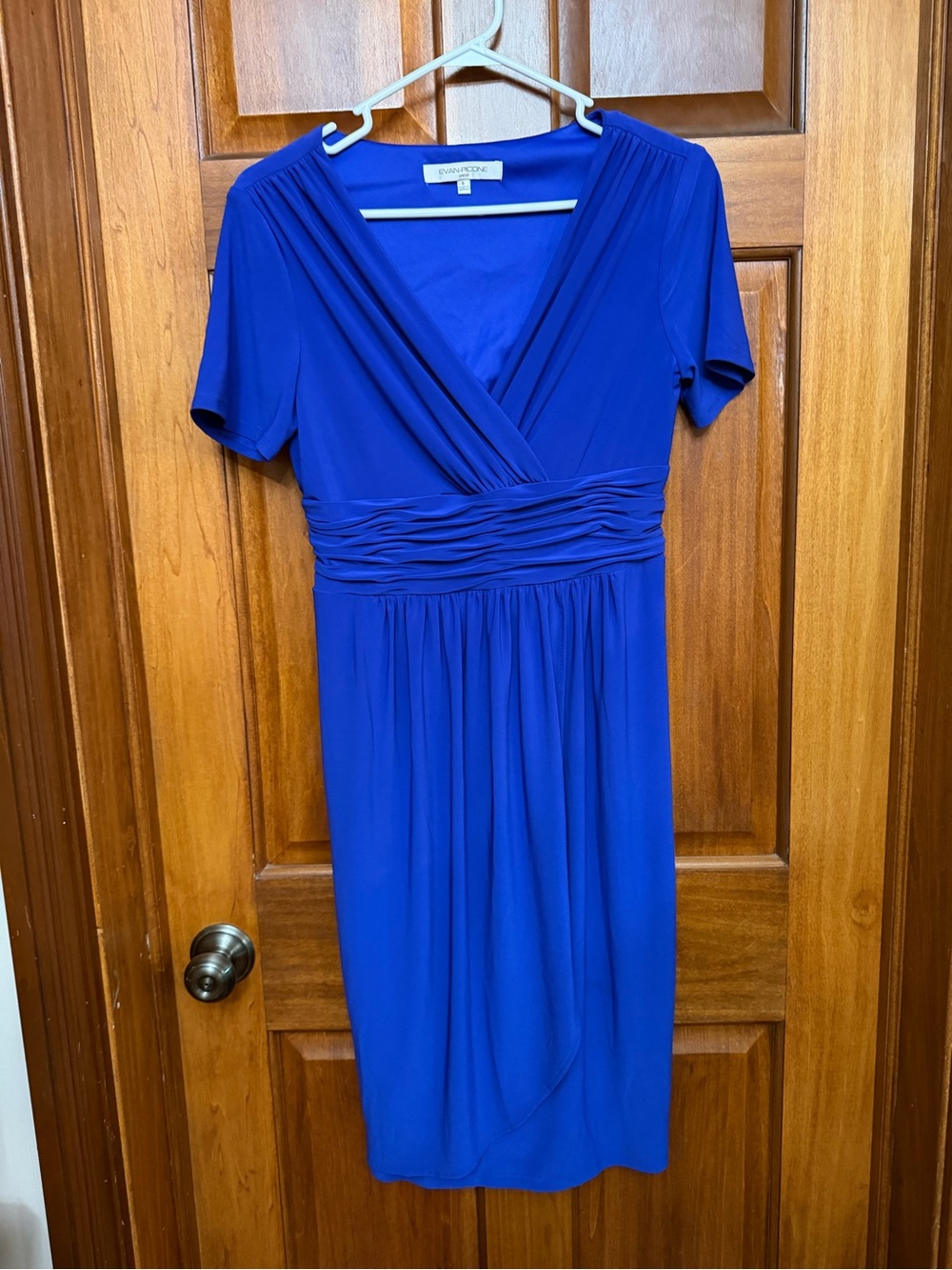 Evan Picone Blue Ruched Wrap Dress Size 8 Short Sleeve V Neck Knee Length